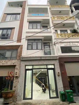 Townhouse 60 m² · 4 bed · Đường số 1