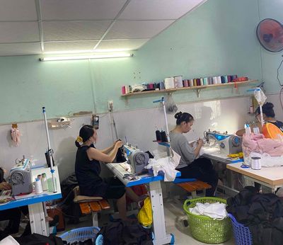 Tuyển thợ may đồng phục và thời trang tầm trung