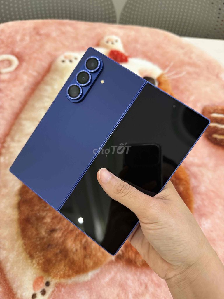 Samsung Galaxy Fold 7 256GB Xanh Việt Nam Like New. Mua bán Điện thoại tại Thành phố Huế Thừa Thiên Huế được đăng bởi Ifan Store 292 PhanChuTrinh hình 1