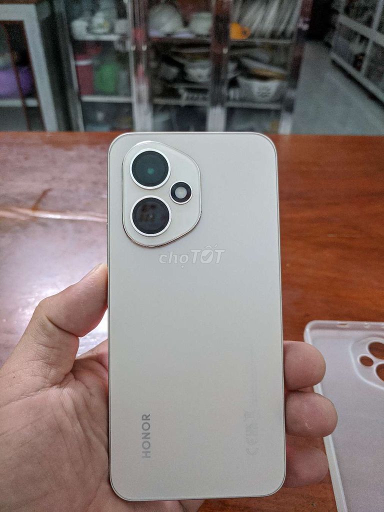 Honor 400 5G Gold chính hãng.. Mua bán Điện thoại tại Thị xã Tân Uyên Bình Dương được đăng bởi Tiến hình 1