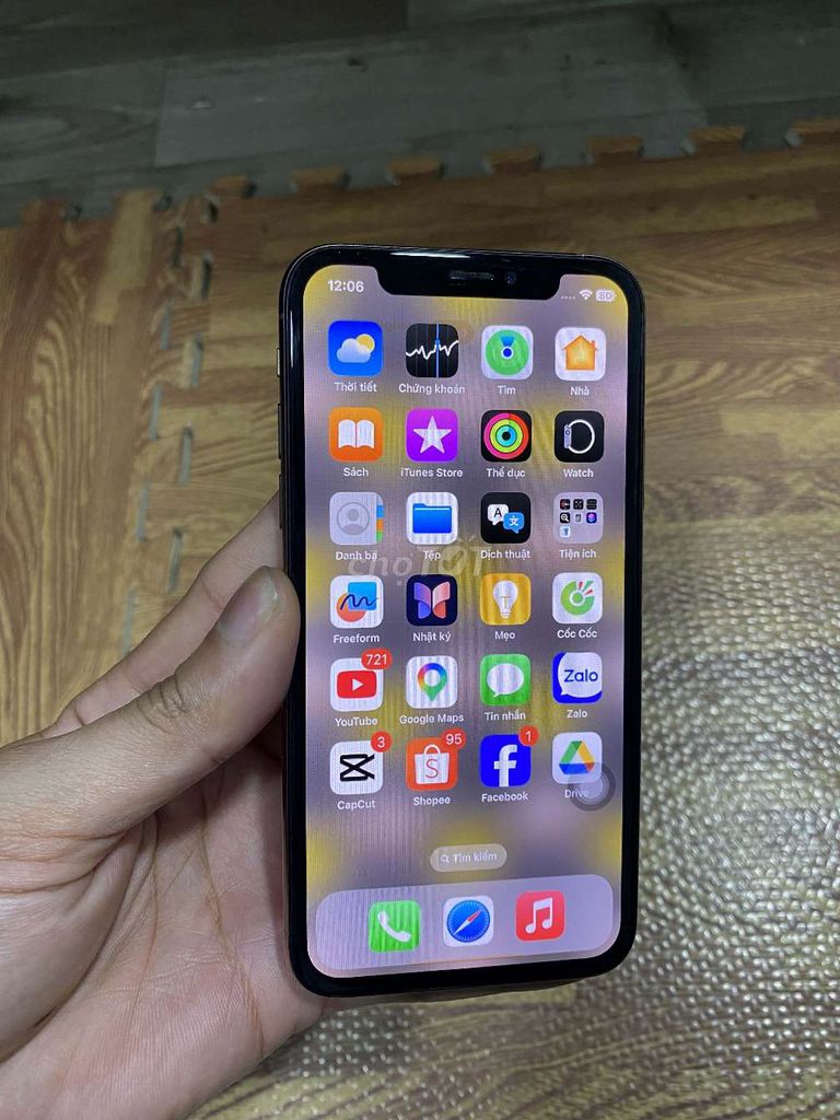 Apple iPhone XS Vàng Mất Face ID. Mua bán Điện thoại tại Thành phố Vĩnh Yên Vĩnh Phúc được đăng bởi Giới hình 1