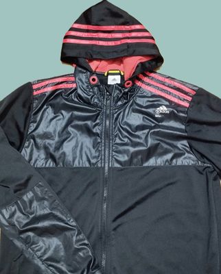 Áo khoác Adidas Chile 62 /Size M. Mua bán Quần áo tại Thành phố Thủ Đức Tp Hồ Chí Minh được đăng bởi Hoàng Trung 