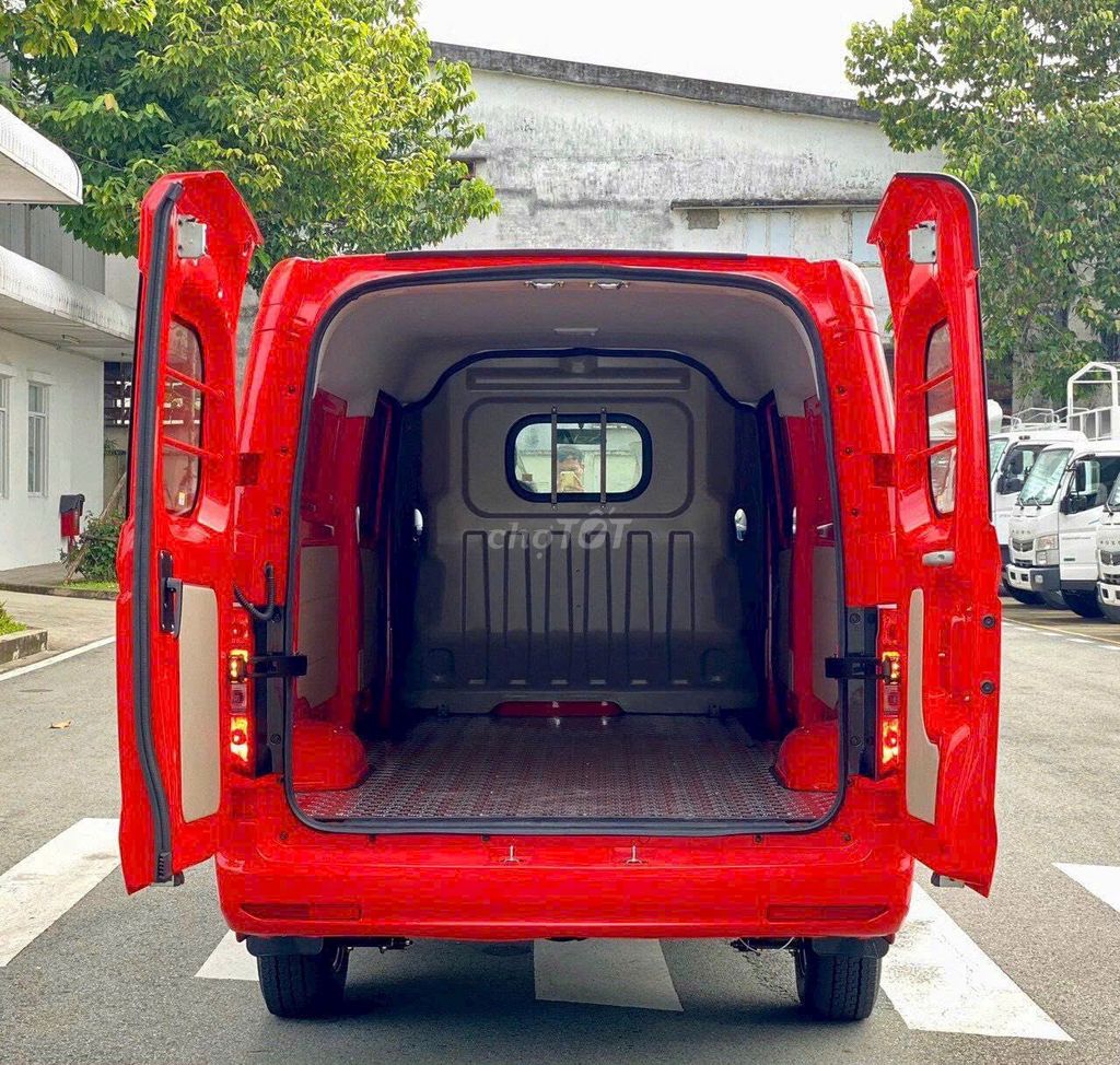 XE TẢI VAN THACO ĐI KHÔNG BỊ CẤM GIỜ THÙNG DÀI 2M9. Mua bán Ô tô tại Huyện Bình Chánh Tp Hồ Chí Minh được đăng bởi Lê Minh Nhân hình 4