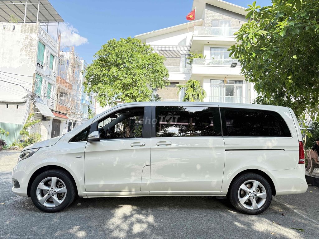 Mercedes Benz V250 Avantgarde. Mua bán Ô tô tại Quận 12 Tp Hồ Chí Minh được đăng bởi KaizenAutoService hình 3