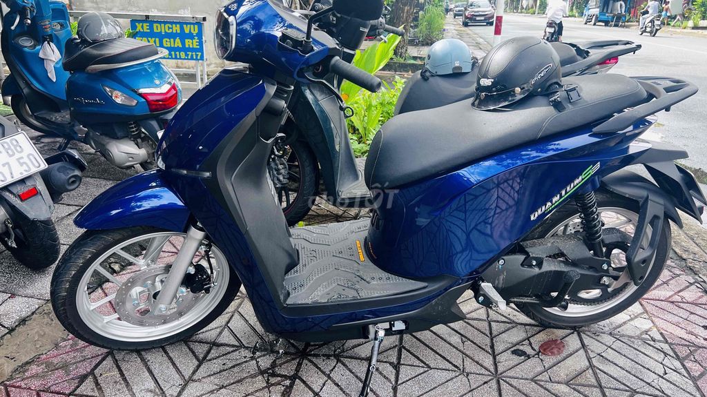 xe như mới đi đúng 2300km siêu keng vì ko thoi bán. Mua bán Xe điện tại Thành phố Thủ Dầu Một Bình Dương được đăng bởi lê thành  hình 2