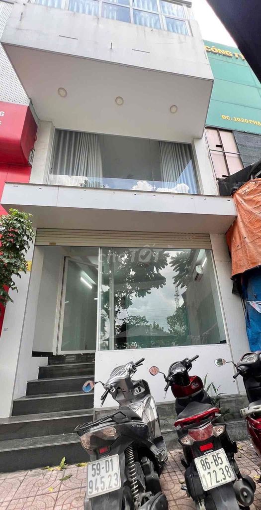 Аренда · 4 комн. · 100 м² · Thành phố Thủ Đức, ул. Đường Phạm Văn Đồng
