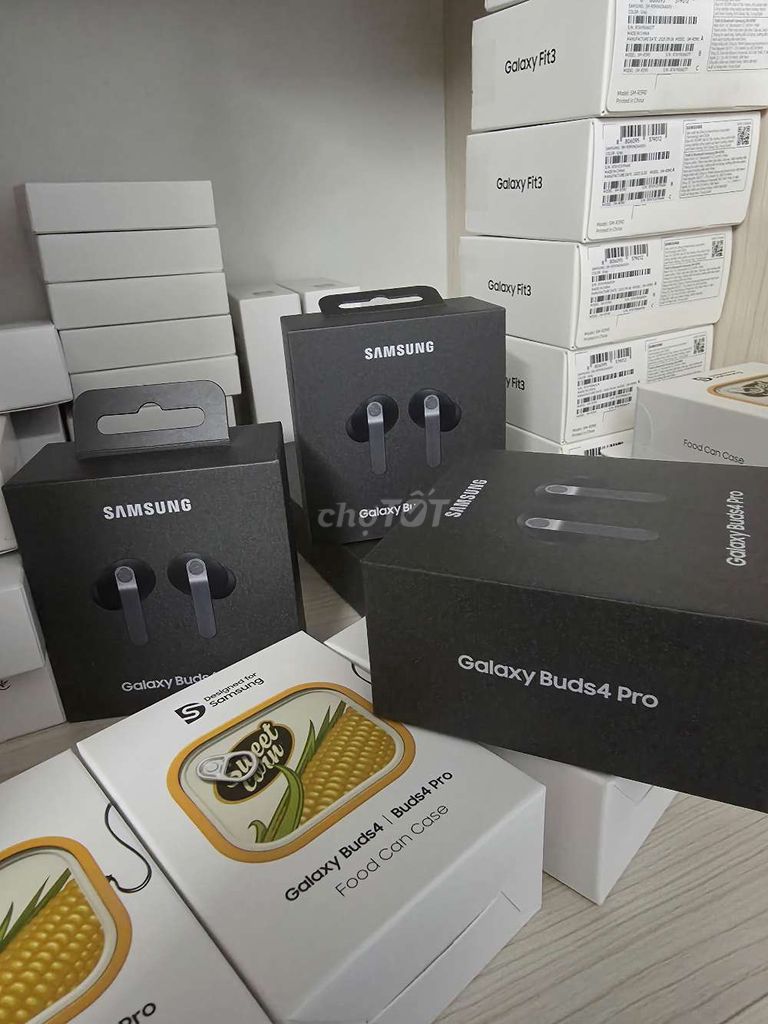 Tai nghe Samsung Buds 4 Buds 4 Pro newseal SSVN. Mua bán Tivi, Âm thanh tại Quận 12 Tp Hồ Chí Minh được đăng bởi Điện Tử Chính Hãng DJI MALL hình 1