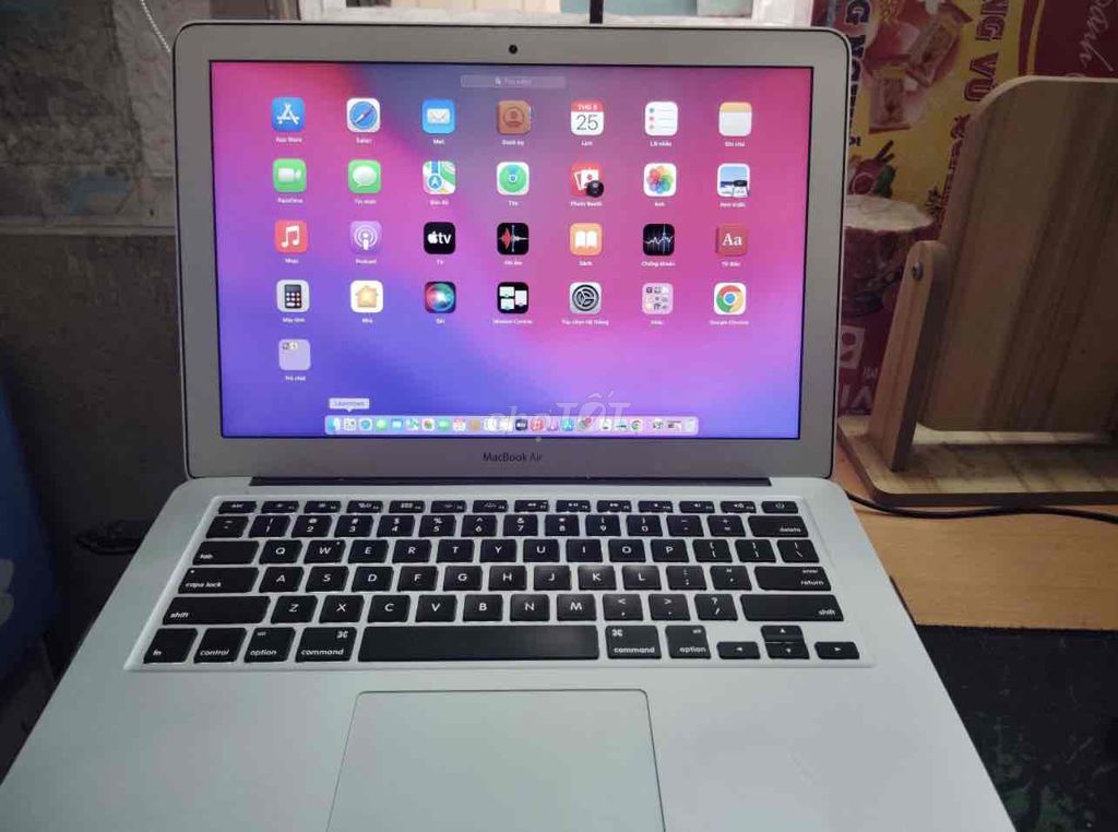 Apple MacBook Air 2015 i5 13 inch. Mua bán Laptop tại Huyện Thanh Trì Hà Nội được đăng bởi Hoang Do hình 1