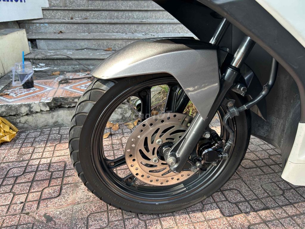 Honda AB 125fi động cơ ESP zin êm chính chủ. Mua bán Xe máy tại Thành phố Mỹ Tho Tiền Giang được đăng bởi Trân Phong hình 3