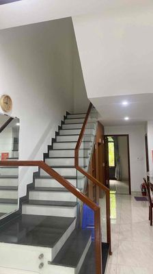 Rent · 5 bd · 100 м² · Quận Ngũ Hành Sơn, ул. Đường Đoàn Khuê