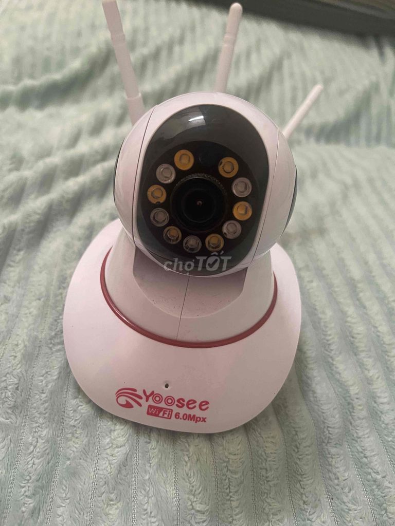 Camera an ninh Yoosee 6.0Mpx Trắng. Mua bán Máy ảnh, Máy quay tại Quận Ngũ Hành Sơn Đà Nẵng được đăng bởi Raikhert Irina hình 1