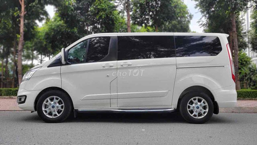 Ford Tourneo 2019 Titanium 2.0 AT - 62000 km. Mua bán Ô tô tại Quận Gò Vấp Tp Hồ Chí Minh được đăng bởi Thức hình 3