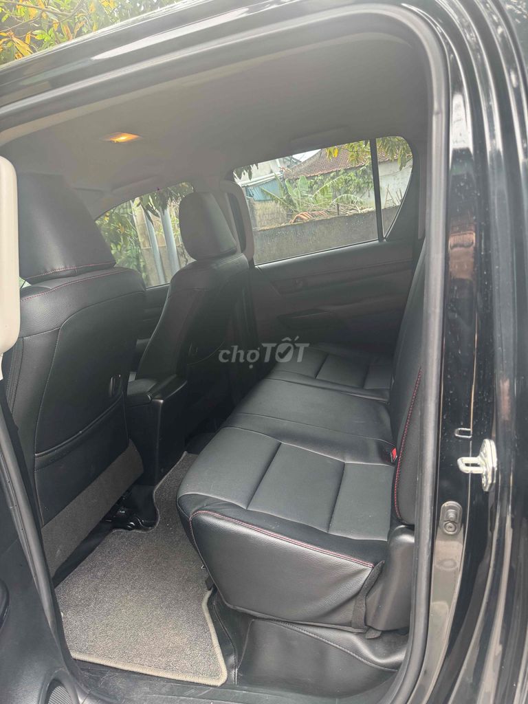Toyota Hilux 2019 2.4E 4×2 AT - 100000 km. Mua bán Ô tô tại Huyện Nam Đàn Nghệ An được đăng bởi Ước Mơ Oto hình 7