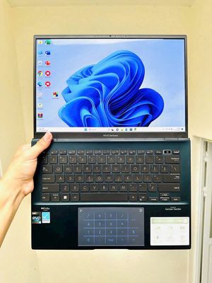 Laptop Zenbook 14 OLED Q409Z /i5-1240P /8GB/512GB