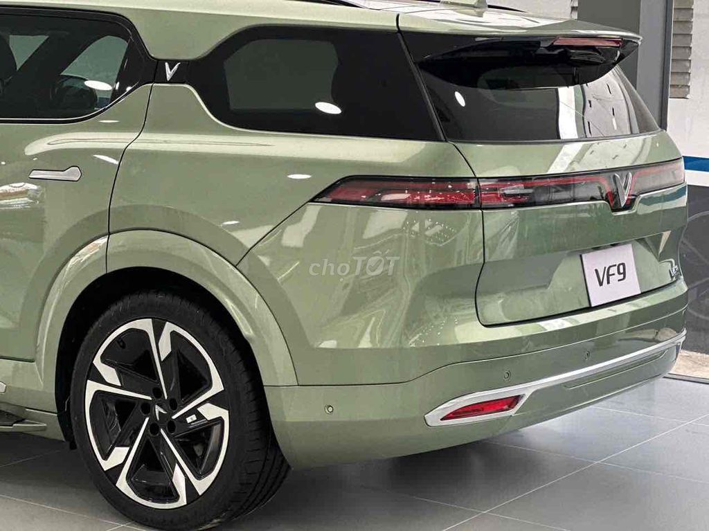 VinFast VF9 2025 Eco. Mua bán Ô tô tại Thành phố Thủ Đức Tp Hồ Chí Minh được đăng bởi Thu Huyền Vinfast hình 5