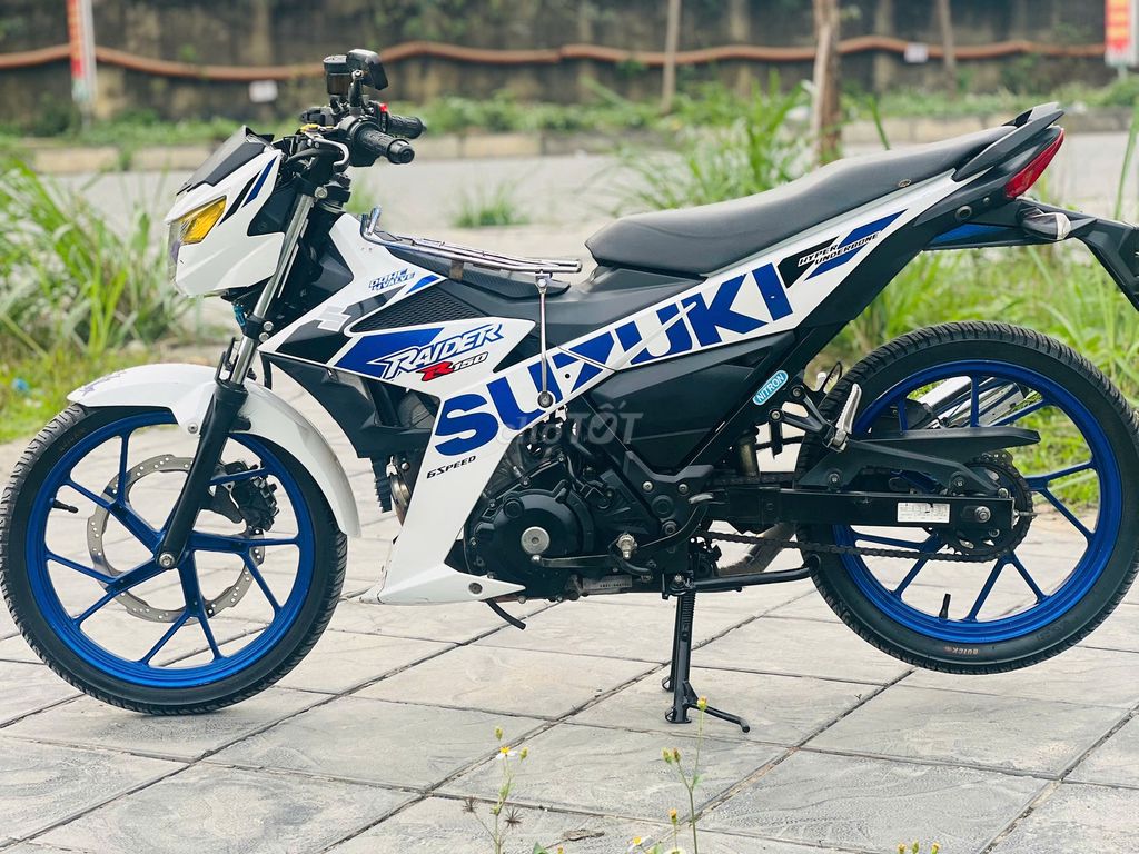 SUZUKI RAIDER 150 TRẮNG XANH NGUYÊN BẢN. Mua bán Xe máy tại Quận Cầu Giấy Hà Nội được đăng bởi Lộc Phát hình 5