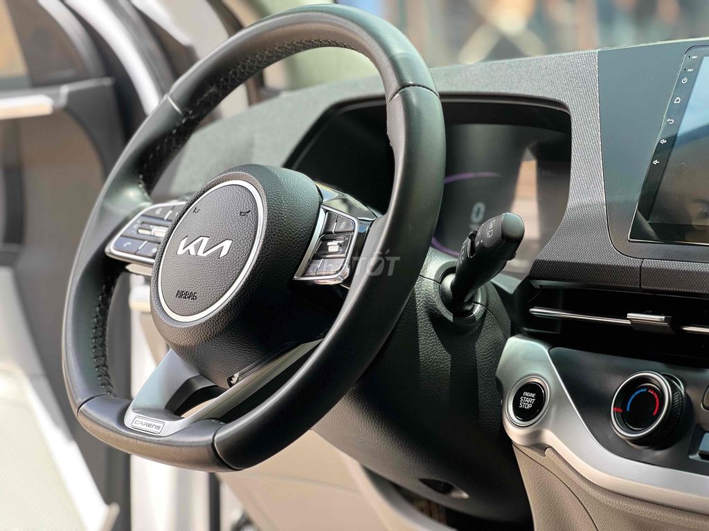 Kia Carens 2023 1.5G IVT - 24000 km. Mua bán Ô tô tại Quận Tân Phú Tp Hồ Chí Minh được đăng bởi Nguyễn Tân Xe Lướt  hình 5