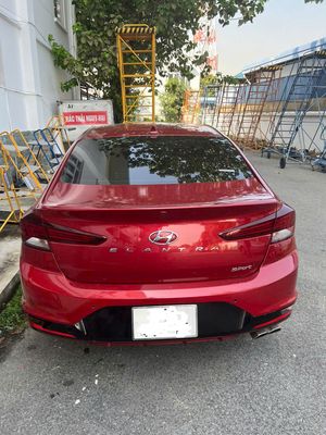 Hyundai Elantra 2020 1.6 AT Sport