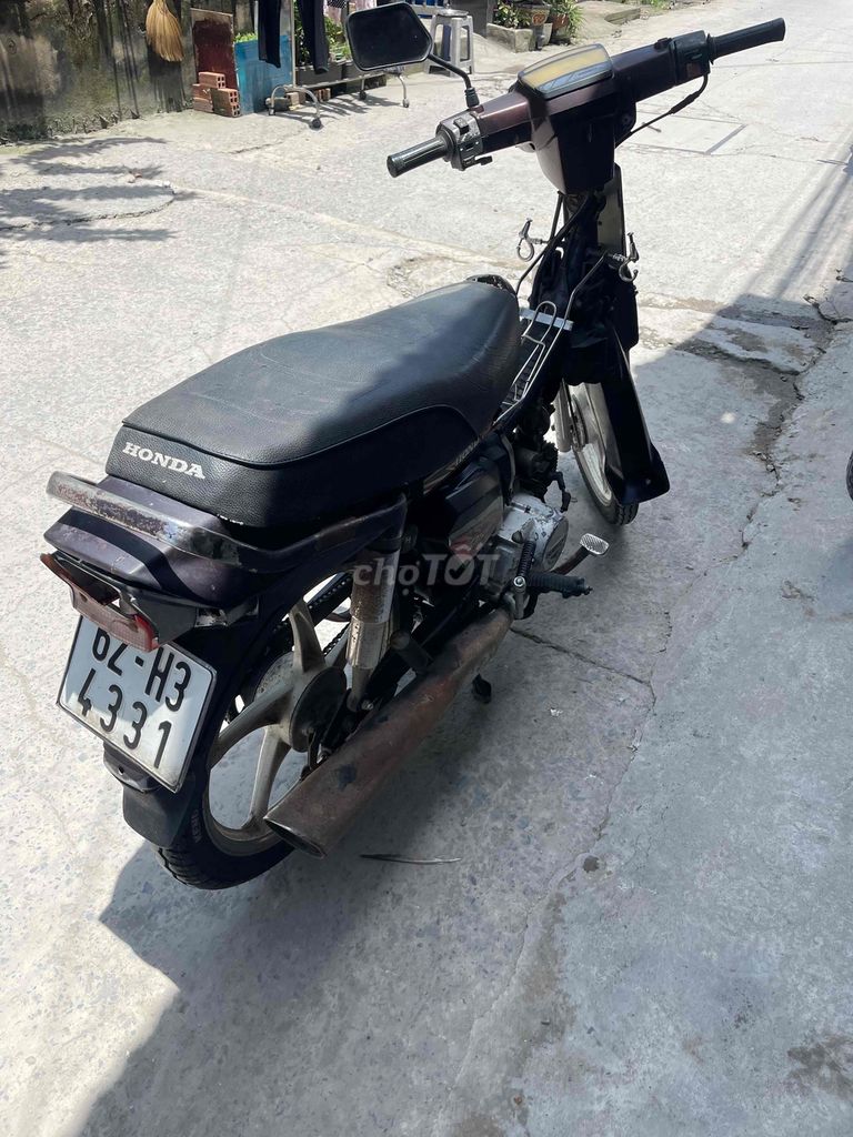 DREAM sanda boss máy quá êm, xe xấu về dọn.. Mua bán Xe máy tại Huyện Đức Hòa Long An được đăng bởi XE MÁY CŨ LONG AN hình 2