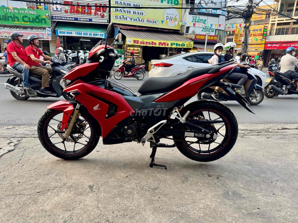 Honda Winner V3 ABS 2024 Đỏ nhám đen. Mua bán Xe máy tại Thành phố Biên Hòa Đồng Nai được đăng bởi XE MÁY CŨ THÀNH MỸ  hình 4