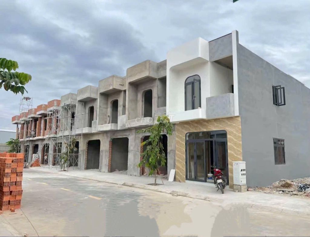 Bán nhà Khu nhà ở Hướng Dương 72m2 sổ hồng riêng Tân Hiệp, Tân Uyên
