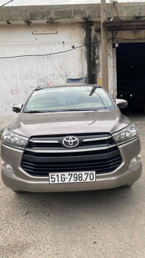 Toyota Innova 2019 2.0E - 60000 km