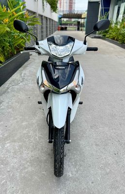 Honda Future 125FI 2024 Trắng 3000km. Mua bán Xe máy tại Quận Tân Bình Tp Hồ Chí Minh được đăng bởi Quốc Trương