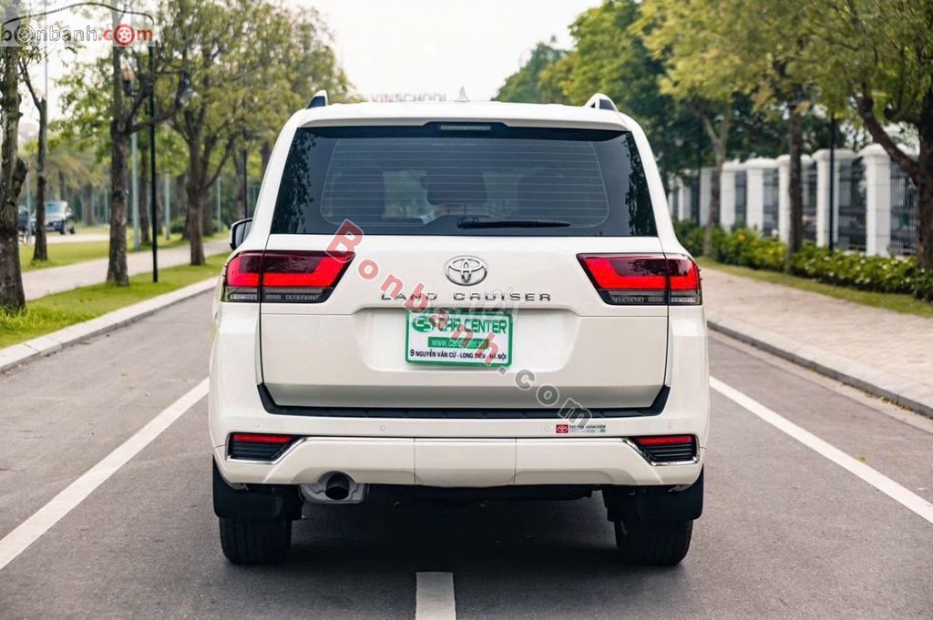LAND CRUISER LC300. Mua bán Ô tô tại Quận Long Biên Hà Nội được đăng bởi Phạm Văn Vương hình 1