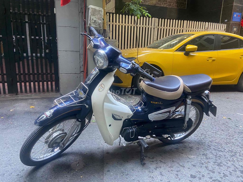 Honda CUB 2022 сине-черная