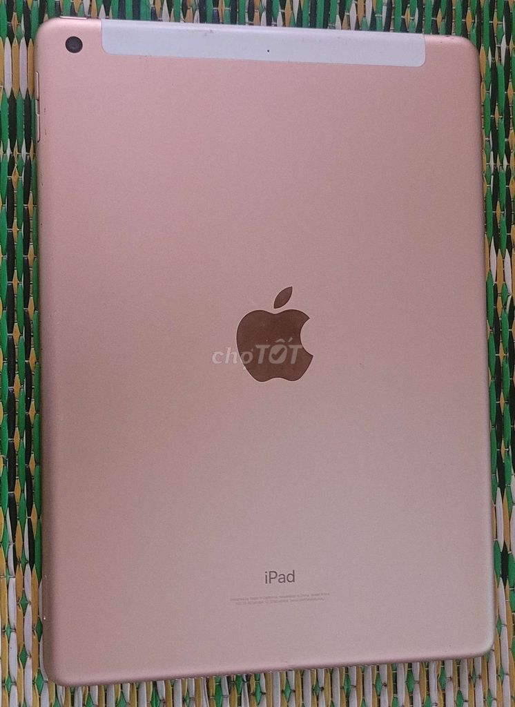Xác iPad Gen 6 sim.. Mua bán Máy tính bảng tại Huyện Sóc Sơn Hà Nội được đăng bởi abc hình 1