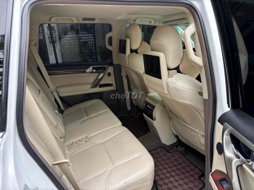 Lexus GX 2*** km. Mua bán Ô tô tại Quận 7 Tp Hồ Chí Minh được đăng bởi Tuấn Đỗ hình 8