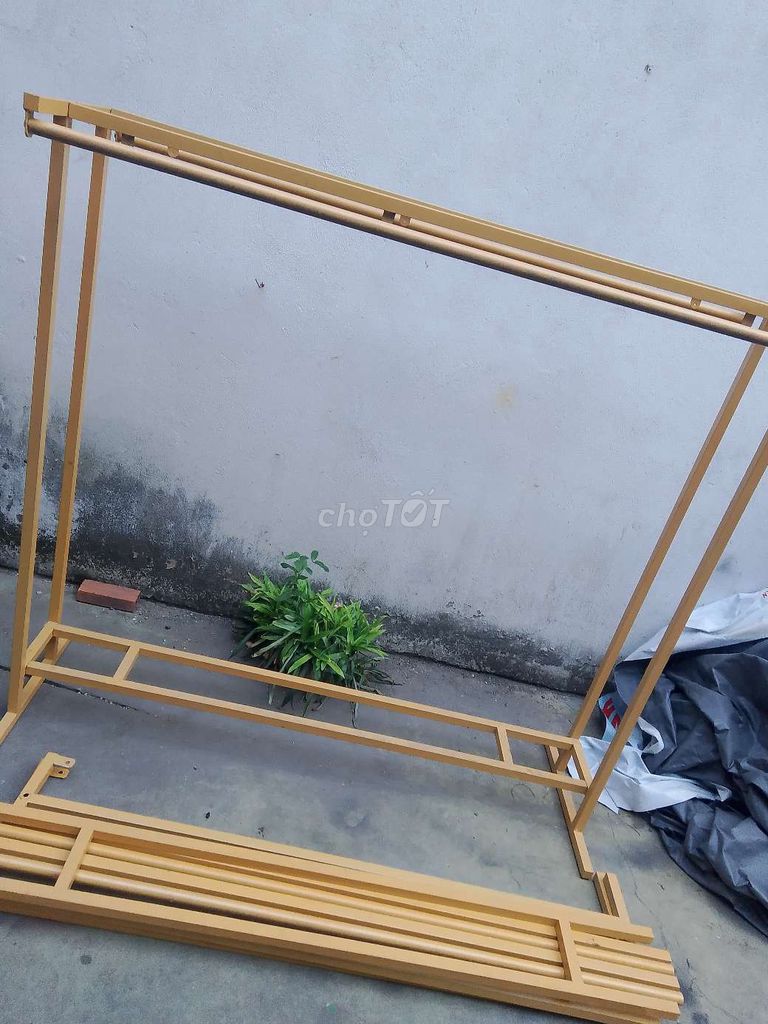 Khung trang trí Kim loại Vàng. Mua bán Cây cảnh, đồ trang trí tại Quận 6 Tp Hồ Chí Minh được đăng bởi Ngọc Lực hình 1