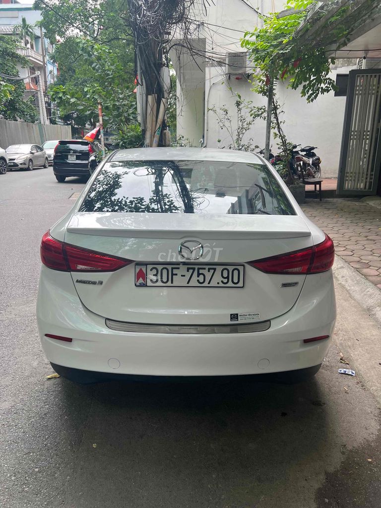 Mazda 3 FL 1.5 2019 Белая 61787 км