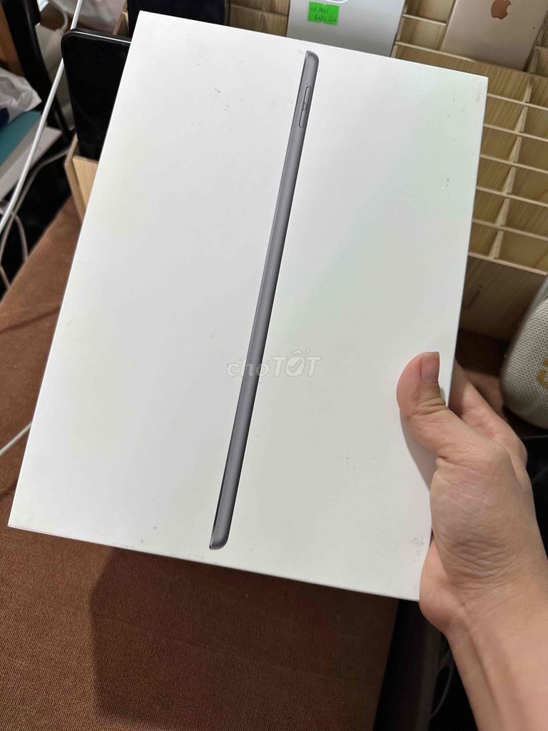 IPad Gen 9 Wifi 64GB Full Box Zin All