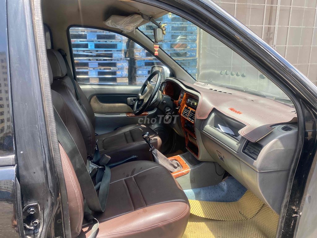 Isuzu Hi lander 2005 LX - 150000 km