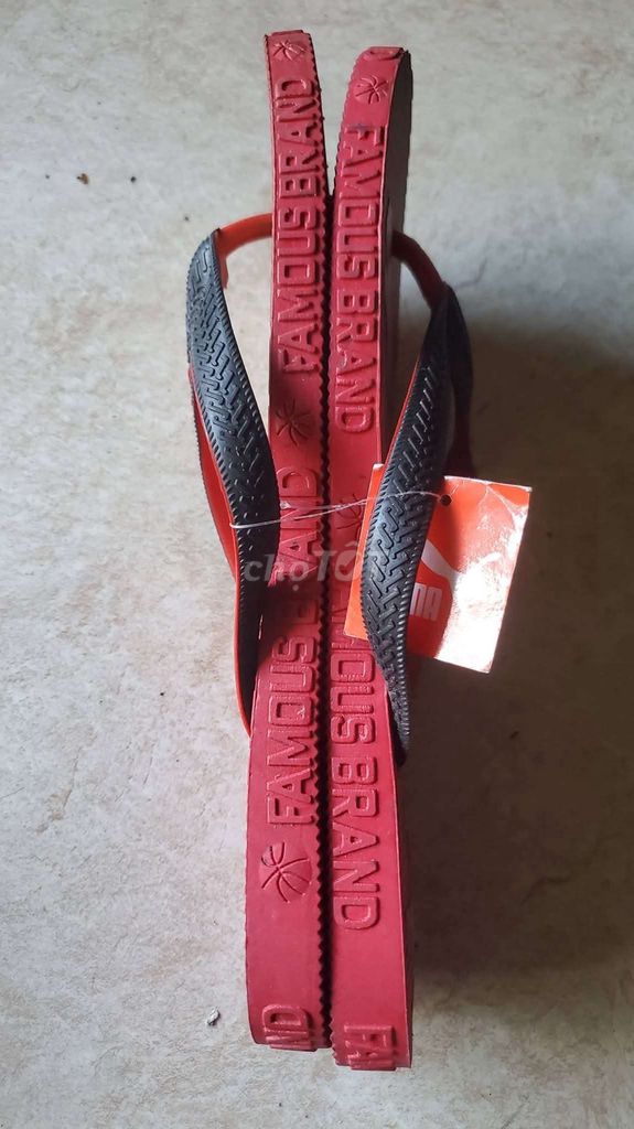 Dép xỏ ngón Puma Nam Cao su Đỏ 43-44. Mua bán Giày dép tại Thành phố Sa Đéc Đồng Tháp được đăng bởi nguyen tri hình 1
