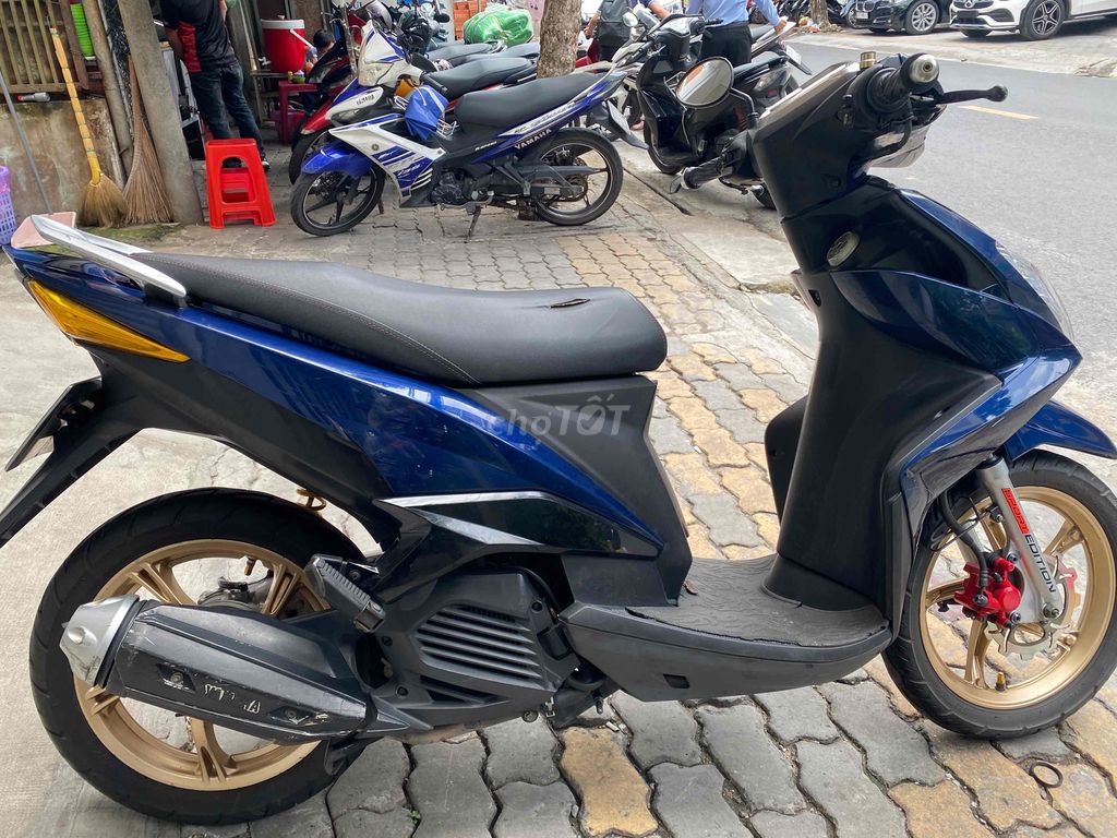 Xe tay ga Yamaha Luvias Fi 2015. Mua bán Xe máy tại Quận 7 Tp Hồ Chí Minh được đăng bởi Thương hình 4