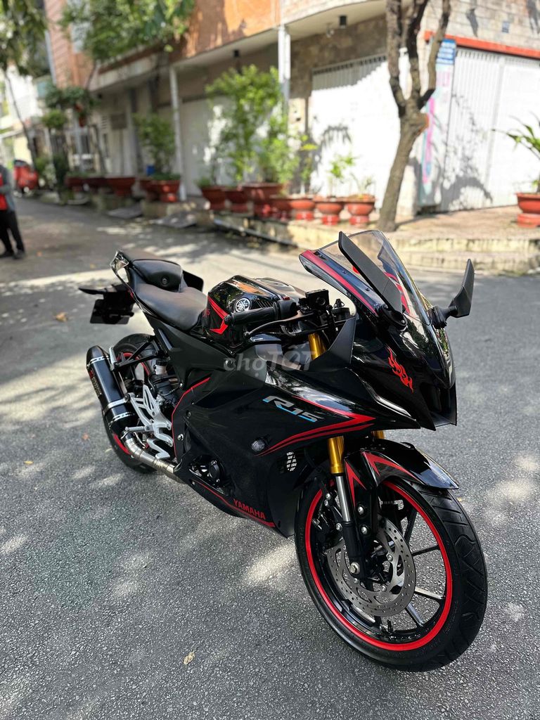 r15v4. Mua bán Xe máy tại Quận Tân Bình Tp Hồ Chí Minh được đăng bởi Huyền hình 1