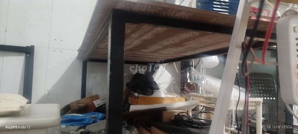 Bàn làm việc. Mua bán Bàn ghế tại Huyện Châu Thành Bến Tre được đăng bởi bán đồ giá rẻ  hình 1