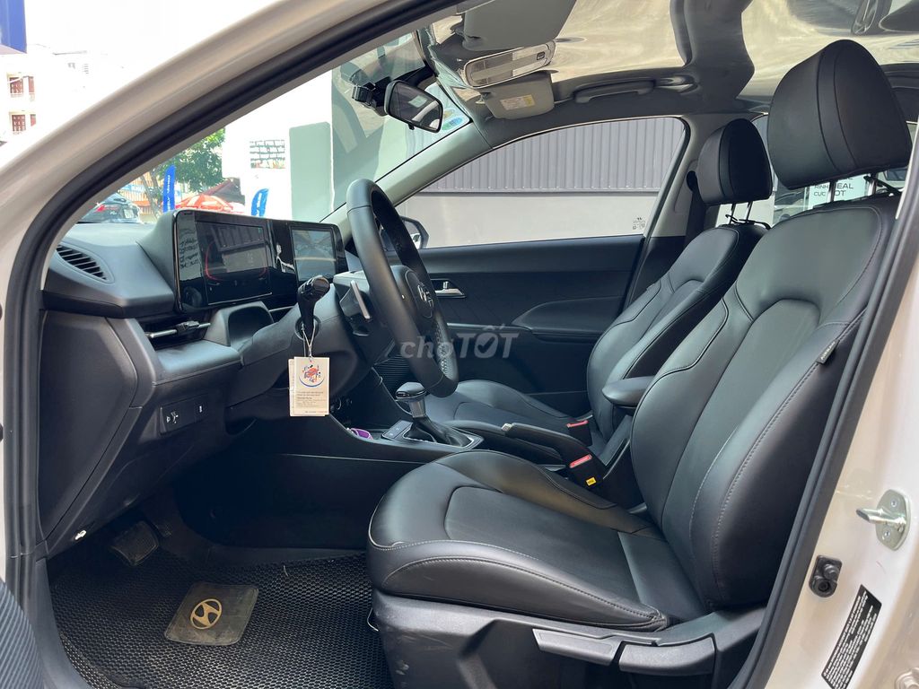 HYUNDAI ACCENT CAO CẤP 2024 GIA ĐÌNH LƯỚT VAY 75%. Mua bán Ô tô tại Quận 6 Tp Hồ Chí Minh được đăng bởi Hiếu hình 12