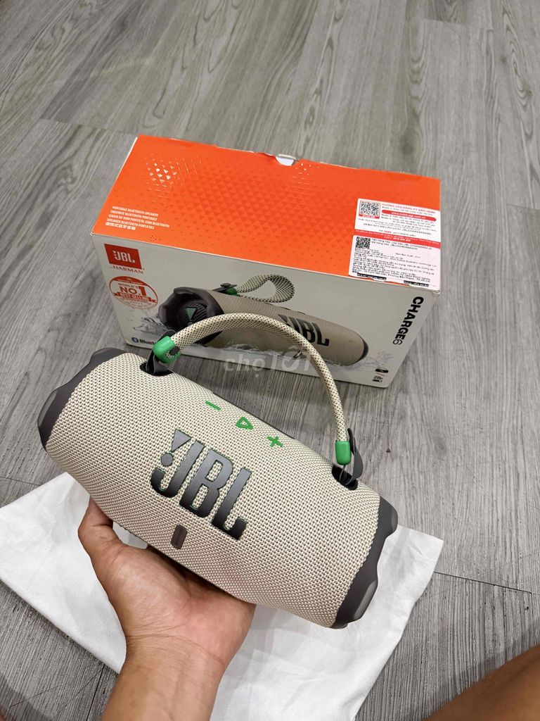 Loa JBL Charge 6 Vàng cát BH 2/2027. Mua bán Tivi, Âm thanh tại Quận Liên Chiểu Đà Nẵng được đăng bởi Tuấn Lĩnh hình 1