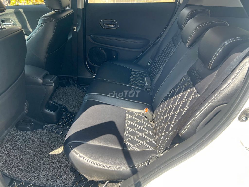 Honda HRV 2018 xe đẹp bảo dưỡng full hãng. Mua bán Ô tô tại Thành phố Biên Hòa Đồng Nai được đăng bởi Thái Phạm hình 9