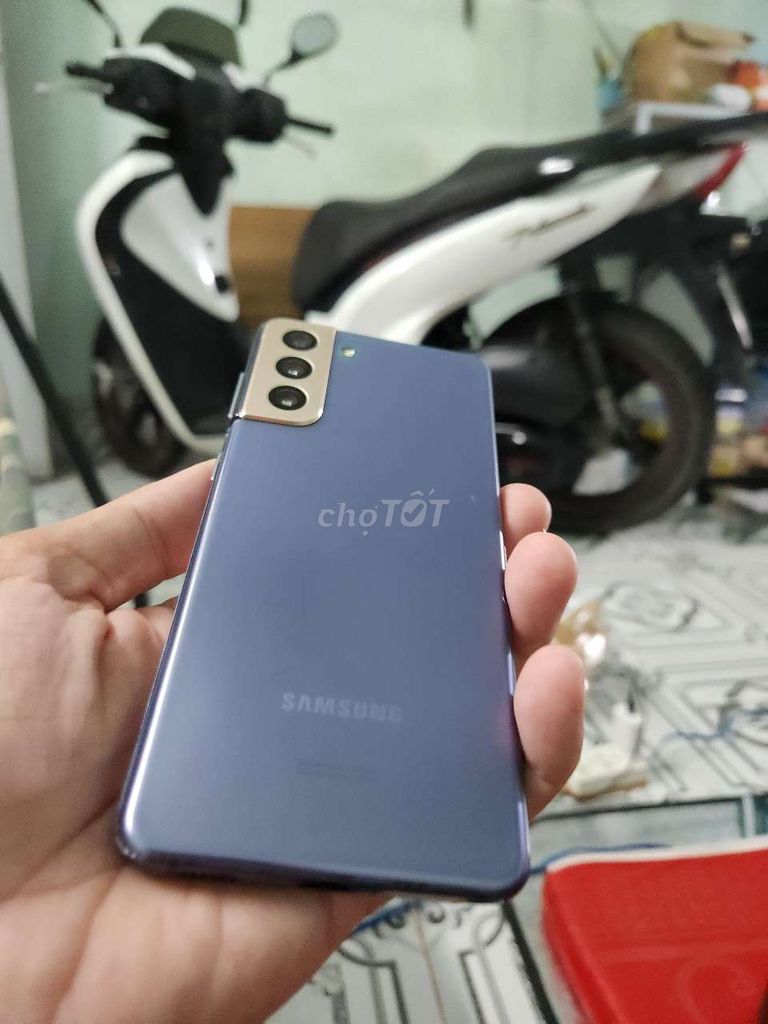Samsung Galaxy S21 5G Tím Đã sử dụng. Mua bán Điện thoại tại Thành phố Bến Tre Bến Tre được đăng bởi NGUYỄN THANH SƠN hình 1