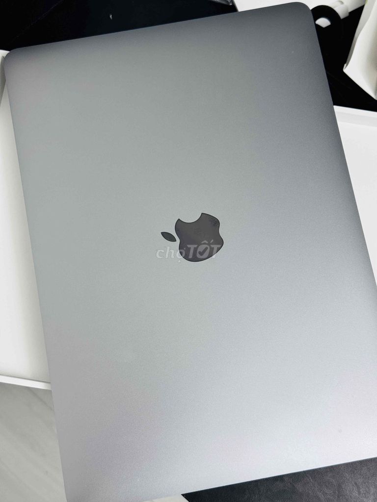 MacBook Air M1 8/256 Fullbox. Mua bán Laptop tại Quận Gò Vấp Tp Hồ Chí Minh được đăng bởi Cuong Nguyen hình 1