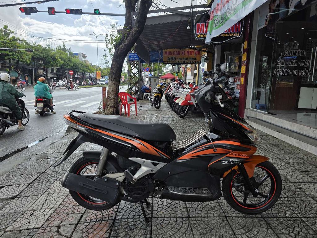 Honda ab 2009 ZIN ÊM .ĐẸP KENG. Mua bán Xe máy tại Quận Liên Chiểu Đà Nẵng được đăng bởi TRẦN QUỐC THANH hình 3