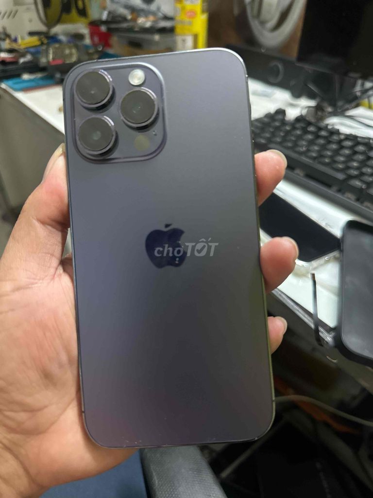 iPhone 14 Pro Max 256GB Tím. Mua bán Điện thoại tại Thành phố Vĩnh Long Vĩnh Long được đăng bởi Tài Xế Vĩnh Long hình 1