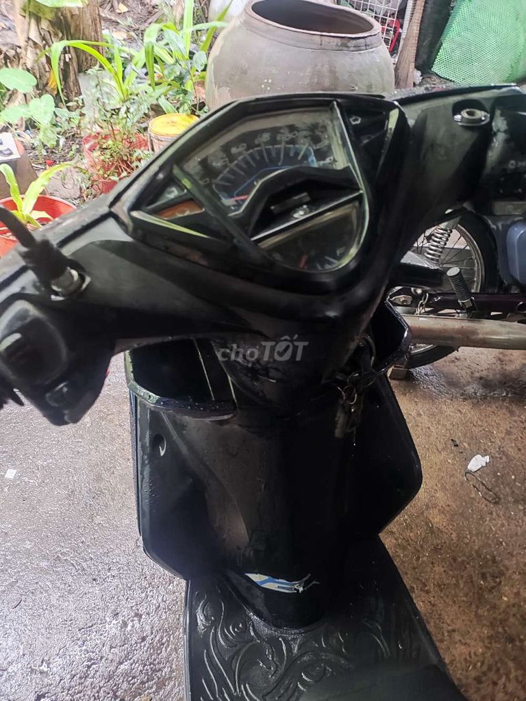 Yâmha Luvias 2015 fi cần bán. Mua bán Xe máy tại Thành phố Thuận An Bình Dương được đăng bởi Vũ hình 6