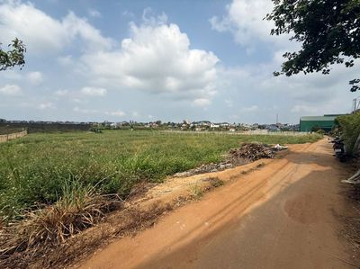 chủ gửi bán lô đất đẹp, giá tốt, mặt đường bê tông, Đức Trọng, Lâm Đồg