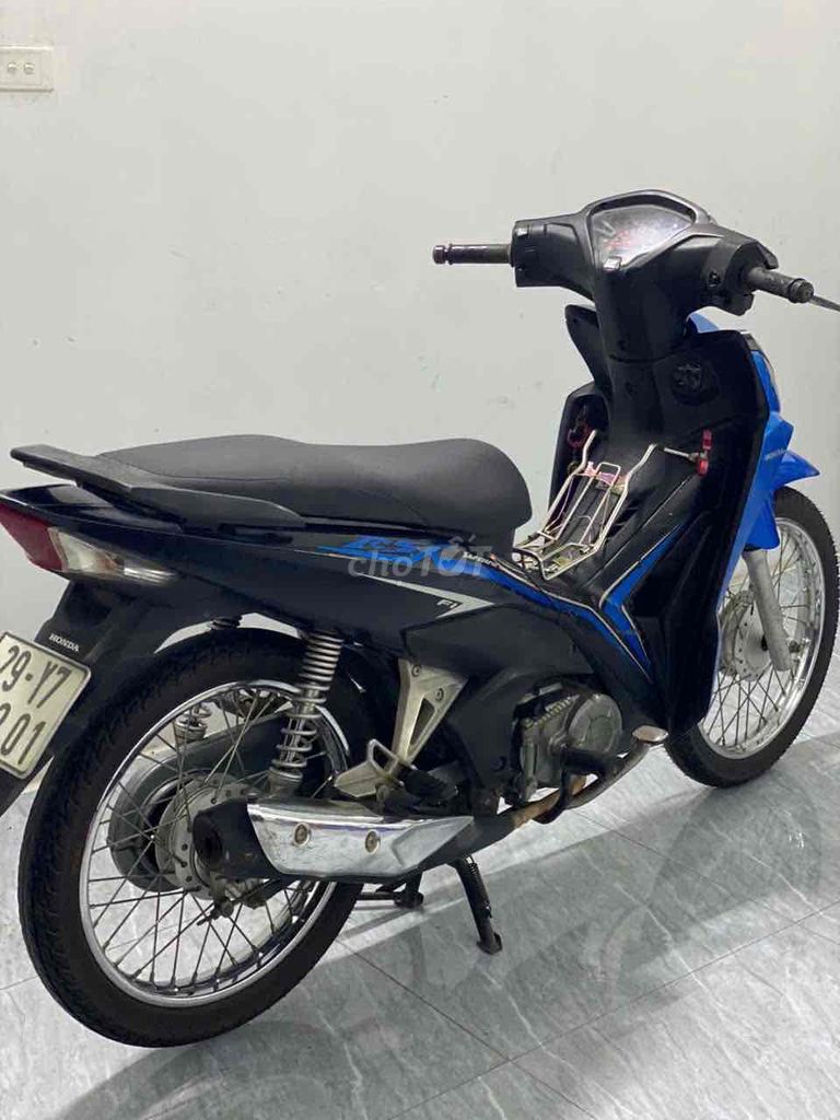 Honda Wave RSX FI Xanh đen biển Hà Nội. Mua bán Xe máy tại Quận Nam Từ Liêm Hà Nội được đăng bởi Xe Máy Tấn Hiền  hình 2