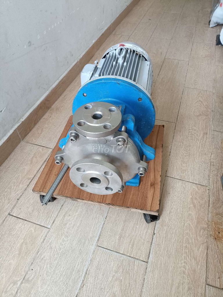 Máy bơm nước bãi nhật 3,7kw(5hp).